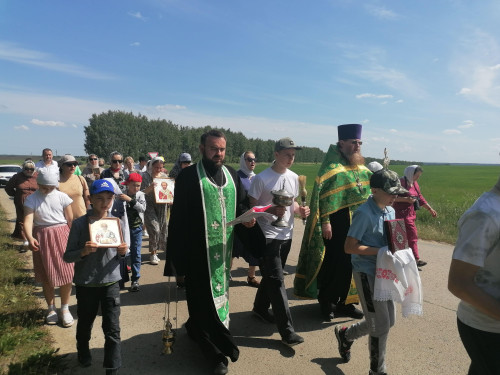 «Урожай растим с молитвой»
