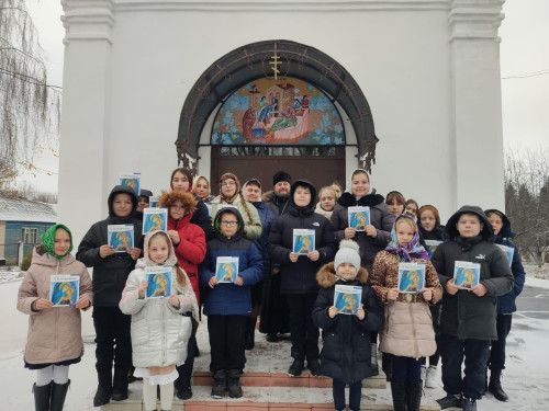 Встреча с батюшкой в храме Введения Пресвятой Богородицы в преддверии праздника